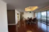 3 Bedroom Condo for rent in Le Cullinan, Khlong Tan Nuea, Bangkok near BTS Phrom Phong