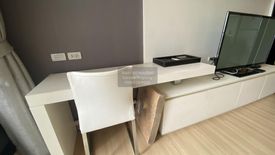 1 Bedroom Condo for rent in Urbano Absolute Sathon - Taksin, Khlong Ton Sai, Bangkok near BTS Krung Thon Buri