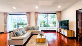 2 Bedroom Condo for rent in Khlong Tan Nuea, Bangkok