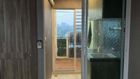 1 Bedroom Condo for sale in Regent Home 25 Tiwanon, Talat Khwan, Nonthaburi near MRT Ministry of Public Health