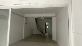 4 Bedroom Townhouse for sale in Lak Hok, Pathum Thani