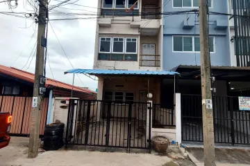 3 Bedroom Townhouse for rent in Thai Airways Cooperative Housing, Khlong Kluea, Nonthaburi near MRT Si Rat