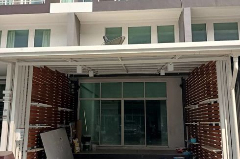 2 Bedroom Townhouse for sale in Ban Krot, Phra Nakhon Si Ayutthaya