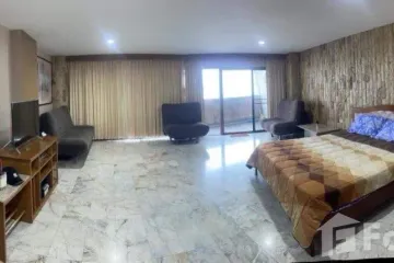 Apartment for sale in Bangsaen Royal Beach Condo, Saen Suk, Chonburi