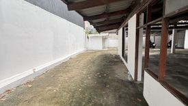 Commercial for rent in Khlong Tan Nuea, Bangkok