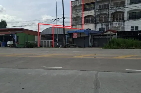 2 Bedroom Townhouse for sale in Choeng Noen, Rayong