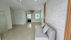 3 Bedroom Townhouse for sale in The Metro Rama 9, Prawet, Bangkok