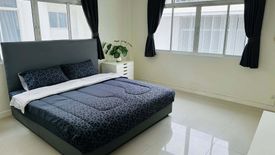 5 Bedroom House for rent in Khlong Tan, Bangkok near BTS Phrom Phong