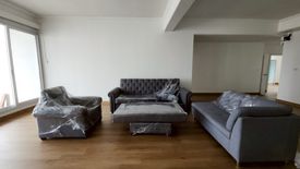 3 Bedroom Condo for rent in Khlong Tan Nuea, Bangkok