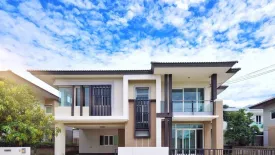 5 Bedroom House for sale in Taling Chan, Bangkok