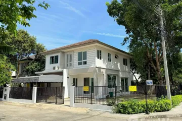 4 Bedroom House for sale in Pruklada Pinklao Sai 5 Village, Bang Toei, Nakhon Pathom
