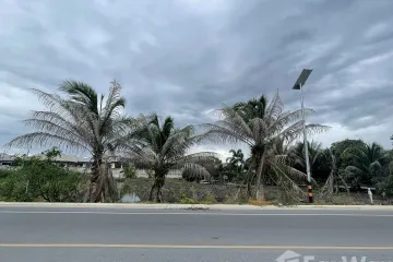 Land for sale in Khlong Mai, Nakhon Pathom