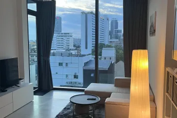 1 Bedroom Condo for rent in Tait Sathorn 12, Silom, Bangkok near BTS Saint Louis
