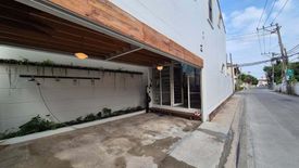 1 Bedroom Townhouse for sale in Sam Sen Nai, Bangkok near BTS Ari