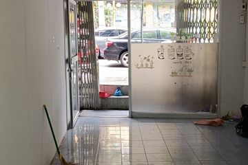 Commercial for rent in Si Phraya, Bangkok near MRT Sam Yan
