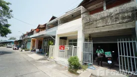 2 Bedroom Townhouse for sale in Bang Khu Rat, Nonthaburi
