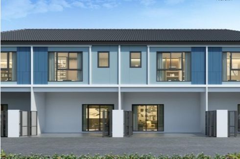 3 Bedroom Townhouse for sale in Si Kan, Bangkok