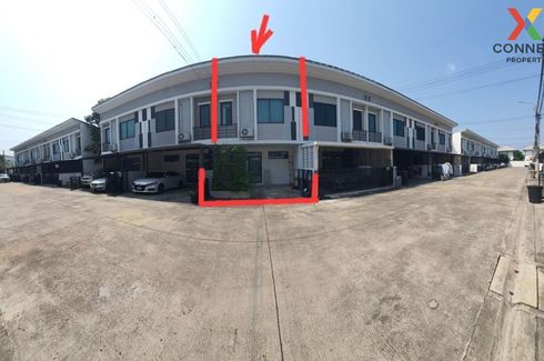 3 Bedroom Townhouse for sale in Om Kret, Nonthaburi