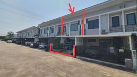3 Bedroom Townhouse for sale in Om Kret, Nonthaburi