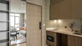 1 Bedroom Condo for sale in Rhythm Ekkamai Estate, Khlong Tan Nuea, Bangkok near BTS Ekkamai