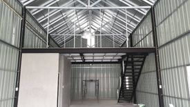 House for rent in Chan Kasem, Bangkok near MRT Chankasem