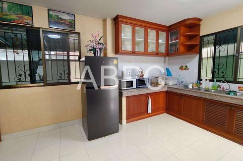 4 Bedroom House for sale in Eakmongkol Village 5, 
