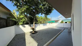 3 Bedroom House for rent in Chaofa Dowroong, Talat Nuea, Phuket