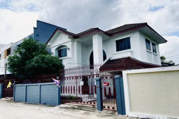 4 Bedroom House for rent in Wang Thonglang, Bangkok