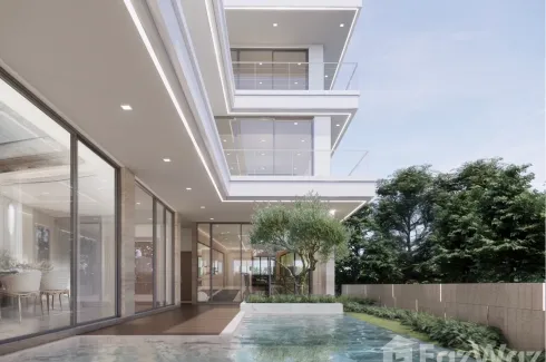 5 Bedroom House for sale in Khlong Tan Nuea, Bangkok