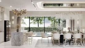 5 Bedroom House for sale in Khlong Tan Nuea, Bangkok