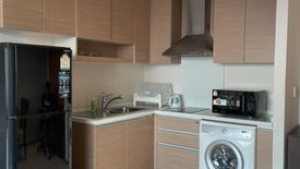 1 Bedroom Condo for rent in The Emporio Place, Khlong Tan, Bangkok near BTS Phrom Phong