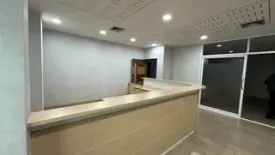 Office for rent in Namphu Building, Wat Ket, Chiang Mai