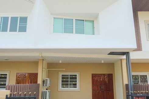 2 Bedroom Townhouse for rent in Wat Ket, Chiang Mai