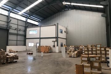 Warehouse / Factory for rent in Khlong Song, Pathum Thani