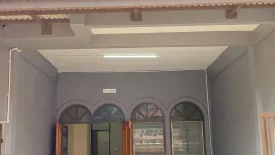 2 Bedroom Townhouse for rent in Bang Mot, Bangkok