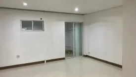 4 Bedroom Townhouse for sale in Talat Bang Khen, Bangkok