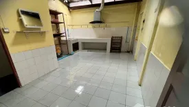 3 Bedroom Commercial for rent in Phaya Thai, Bangkok near BTS Saphan Kwai