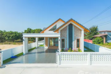 3 Bedroom House for sale in Nong Faek, Chiang Mai