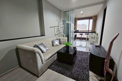 1 Bedroom Condo for rent in Rhythm Sukhumvit 44/1, Phra Khanong, Bangkok near BTS Phra Khanong