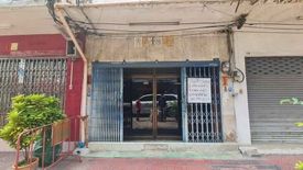 3 Bedroom Commercial for sale in Wat Thepsirin, Bangkok near MRT Lan Luang
