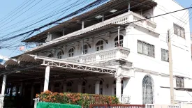 3 Bedroom Townhouse for sale in Si Phum, Chiang Mai