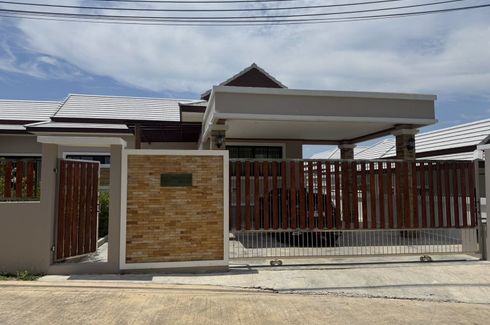 4 Bedroom House for sale in Thongsuk Pool Villa Pranburi, Pak Nam Pran, Prachuap Khiri Khan
