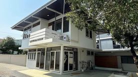 4 Bedroom House for rent in Bang Chak, Bangkok near BTS Punnawithi