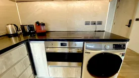 2 Bedroom Condo for rent in The Lofts Asoke, Khlong Toei Nuea, Bangkok near MRT Phetchaburi