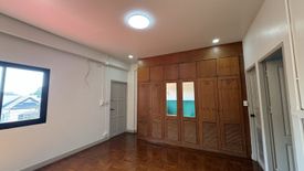 4 Bedroom Townhouse for sale in Pa Daet, Chiang Mai