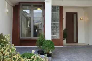 4 Bedroom Townhouse for sale in Pa Daet, Chiang Mai