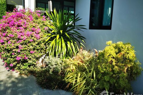 2 Bedroom Villa for sale in Rawai, Phuket