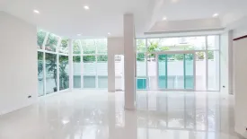 3 Bedroom House for sale in Perfect Place Sukhumvit 77-Suvarnabhumi, Lat Krabang, Bangkok