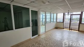 9 Bedroom Commercial for sale in Bang Khae Nuea, Bangkok