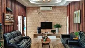 5 Bedroom House for sale in Thap Tai, Prachuap Khiri Khan